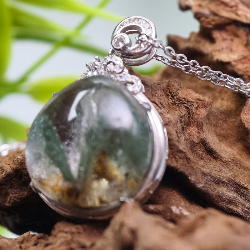 Circular Green Phantom Quartz Pendant | Cyclic Abundance & Eternal Prosperity - Image 4