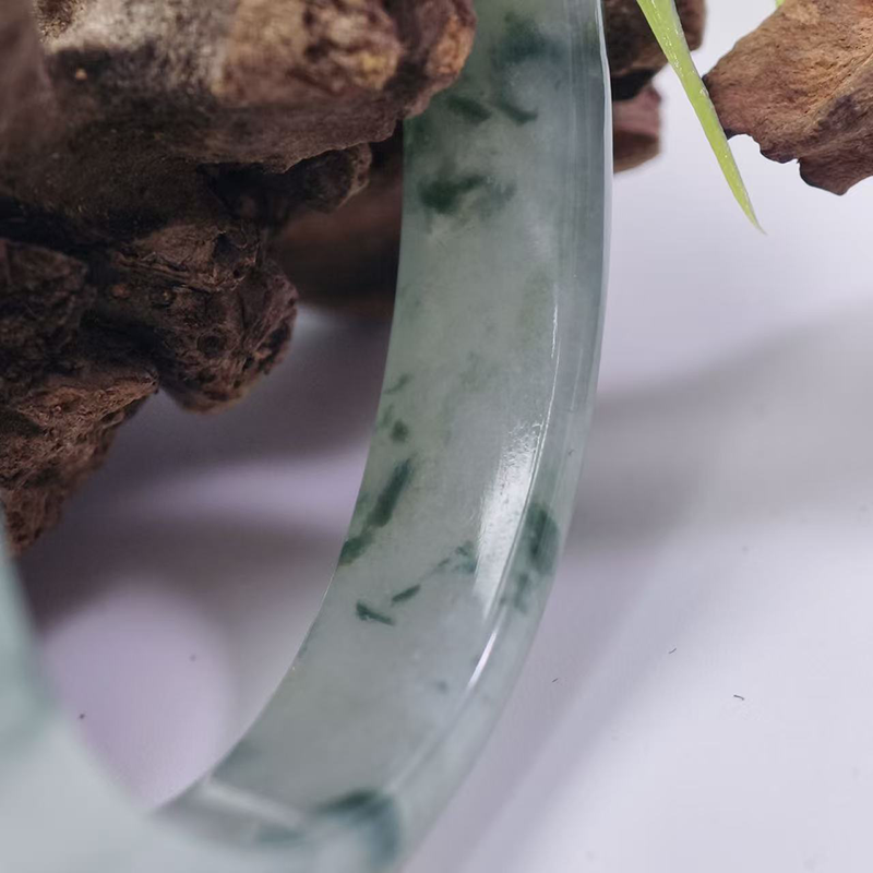 Floating Florals Concave Jadeite Bangle (52.5mm/11mm/6.5mm) | Elegant Crescent of Misty Waters - Image 2