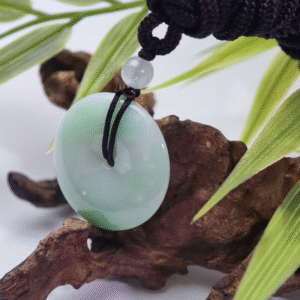 natural-jadeite-ping-an-kou-pendant-green-lavender-side