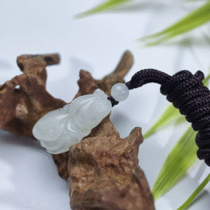 natural-jadeite-goldfish-pendant-ice-white-side