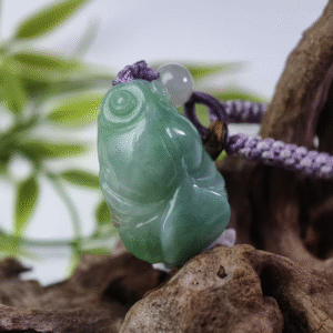 natural-jadeite-goldfish-pendant-light-green-side