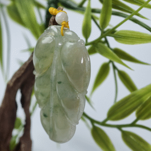 natural-jadeite-leaf-pendant-yellow-side